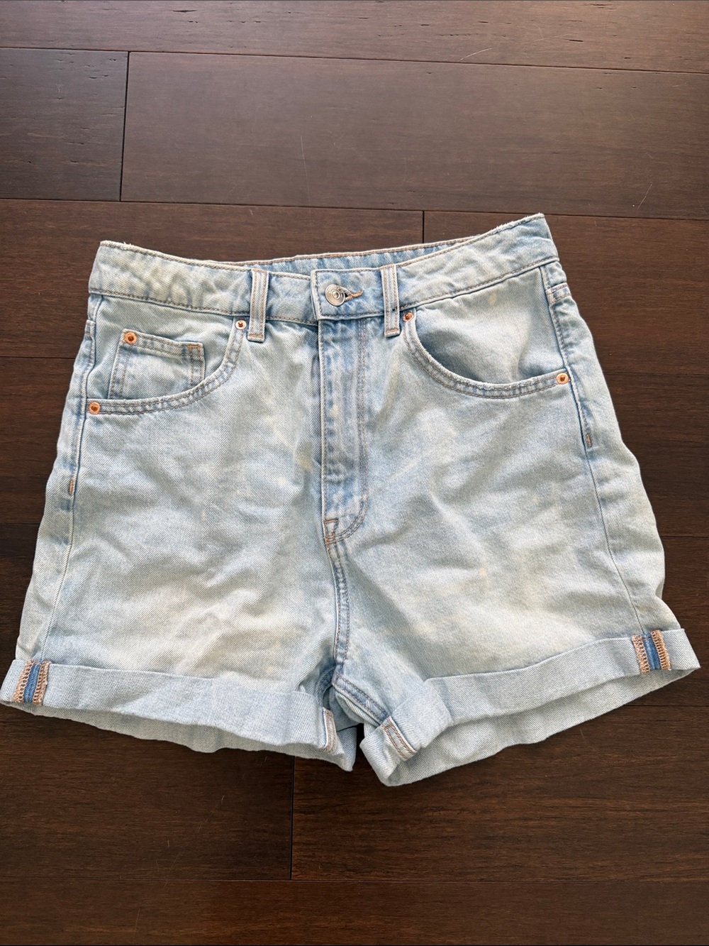 DIVIDED Light Wash Denim Women’s Shorts - Classic High-Rise